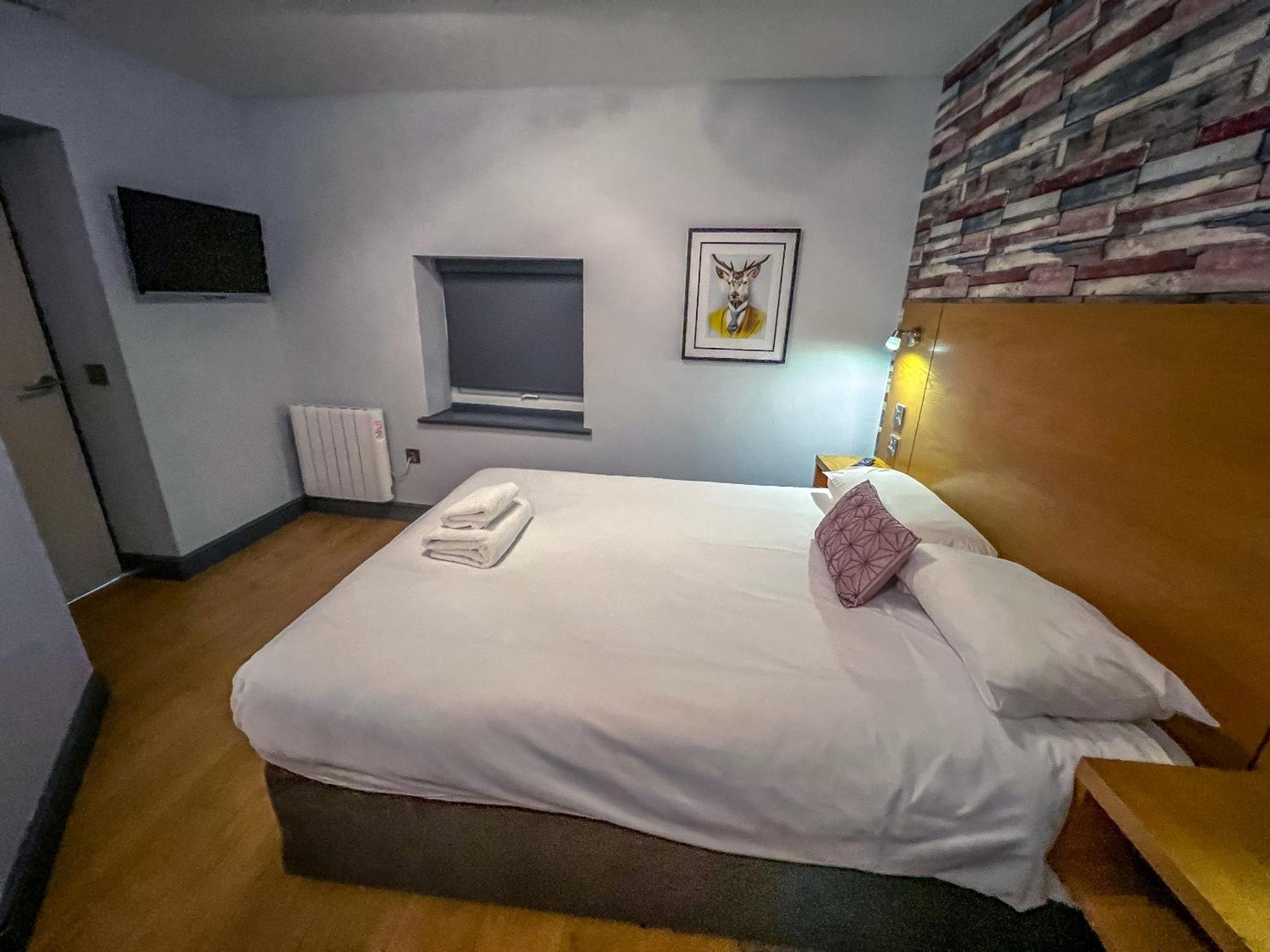 Twenty And Bar Hotel 3*